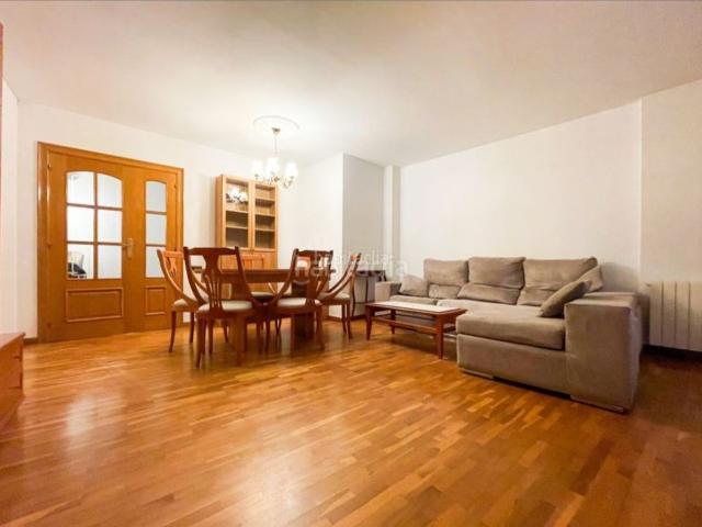 Piso en venta en Cerdanyola del Vallès, Catalunya Fontetes. PARTICULAR VENDE. Pisos Cerdanyola del.