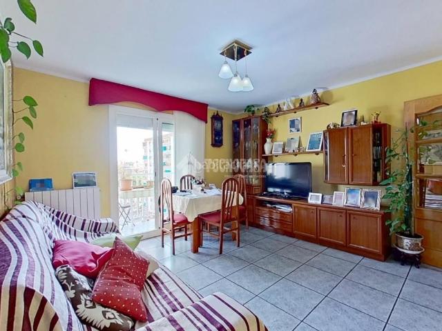 Piso en venta en Cerdanyola del Vallès, Catalunya Fontetes. Piso en venta en Cerdanyola del vallès. Pisos Cerdanyola del.