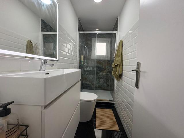 Piso en venta en Cerdanyola del Vallès, Catalunya Fontetes. Piso familiar en zona residencial Fontetes, listo para mudarte. Pisos Cerdanyola del.