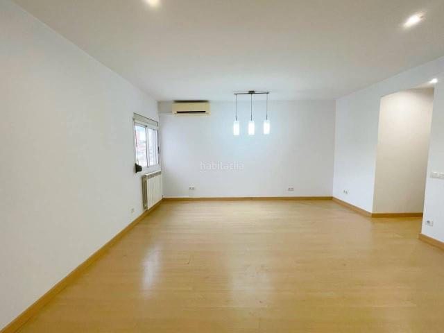 Piso en venta en Cerdanyola del Vallès, Catalunya Fontetes. PISO REFORMADO DE DOS HABITACIONES. Pisos Cerdanyola del.