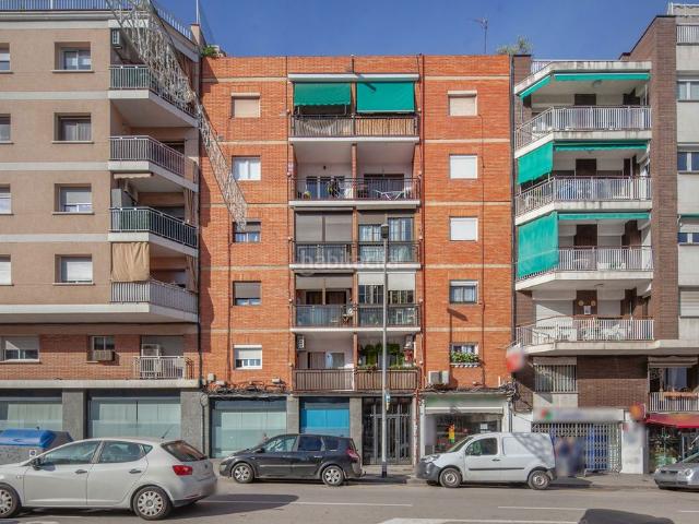 Piso en venta en Cerdanyola del Vallès, Catalunya Fontetes. Pisos Cerdanyola del.