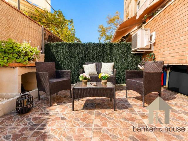 Piso en venta en Cerdanyola del Vallès, Martinica Ateneu. Planta baja con 3 hab, Terraza 50m. Collserola. Pisos Cerdanyola del.