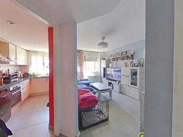 Piso en venta en Plaça Marconi - Cocina equipada