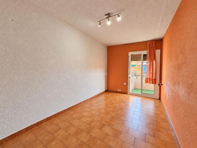Piso en venta en Cerdanyola del Vallès, Sant Ramón. Piso con 2 balcones y ascensor en Cerdanyola del Vallés. Pisos Cerdanyola del.