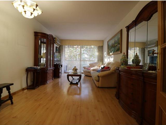 Piso en venta en Cerdanyola del Vallès, Serraparera. con piscina comunitaria. Pisos Cerdanyola del.