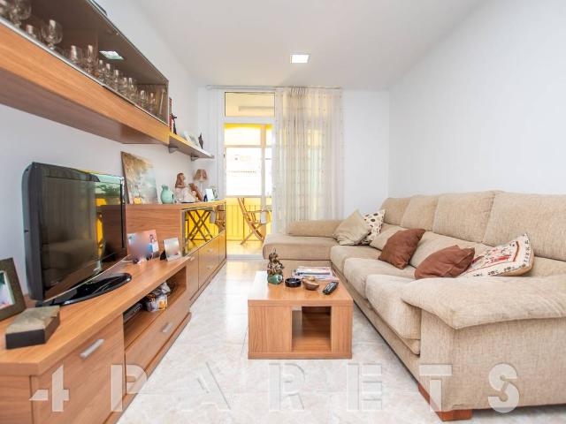 Piso en Venta en Cerdanyola Nord