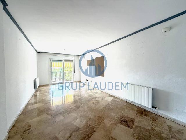 Piso en Venta en Cerdanyola Nord