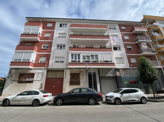 Piso en Venta en Cerezo Aspla Torres