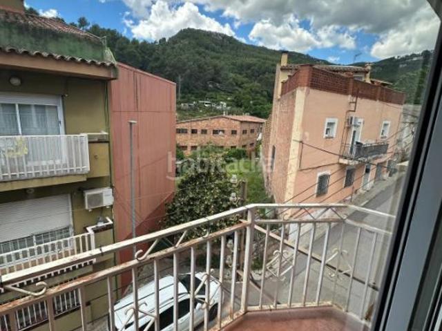 Piso en venta en Cervelló. PISO A REFORMAR EN CERVELLÓ. Pisos.