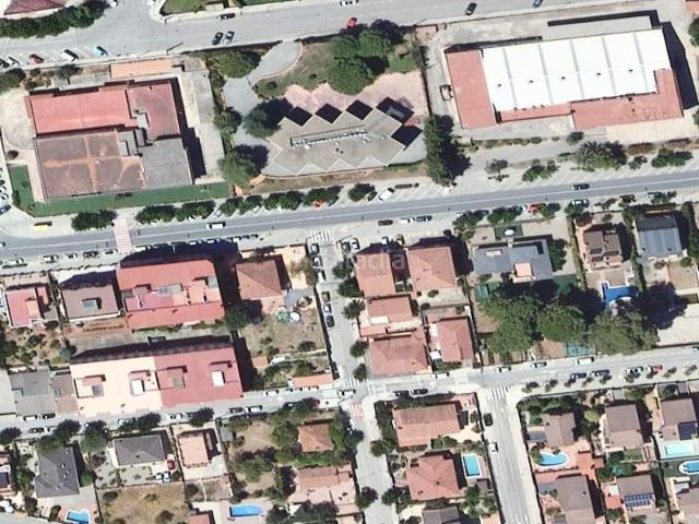 Piso en venta en Cervelló. Venta de Piso en Anselm Clave, Cervelló Barcelona. Pisos.