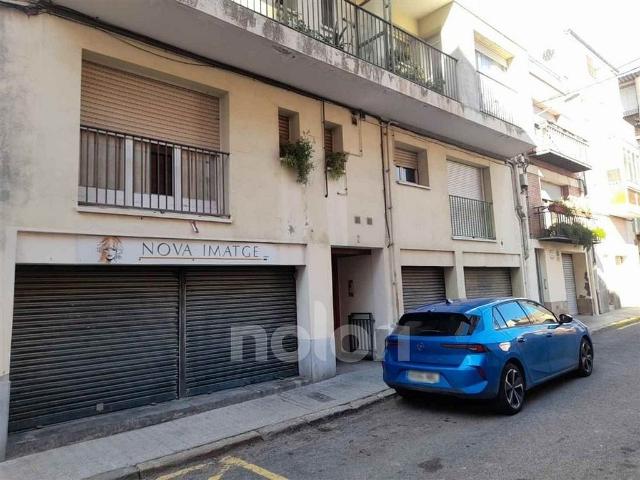 Piso en venta en plaza Dels Màrtirs, Cervera, de 97 m² 4 habitaciones por 110.000