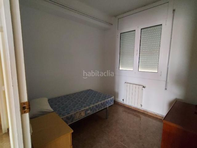 Piso en venta en Cervera. Esta en muy buen estado y listo para entrar a vivir. Pisos.