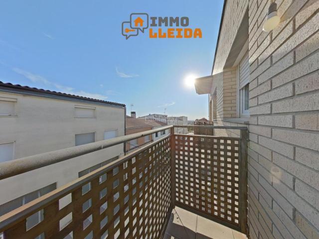 Piso en venta en Cervera. OPORTUNIDAD Piso en Cervera con parquing y trastero. Pisos.