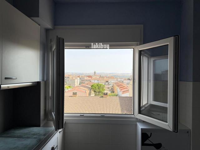 Piso en venta en Cervera. PISO DE 4 HABITACIONES EN CERVERA. Pisos.