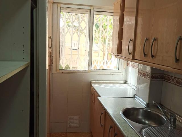 Piso en venta en Ceuta, Centro. Psio zona centríca, tranquila, inversores alta ren. Pisos.