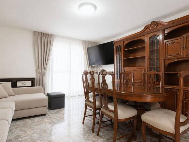 Piso en Venta en Chimisay Las Delicias Miramar