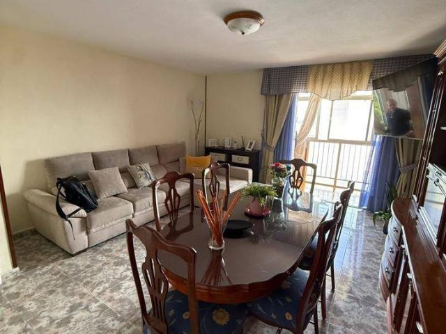 Piso en Venta en Chimisay Las Delicias Miramar