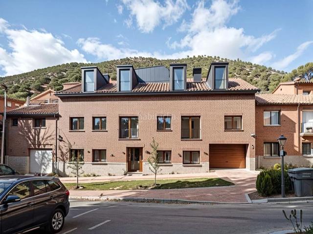 Piso en venta en Chiloeches. Piso con terraza, 3 dormitorios y 2 baños. Pisos.