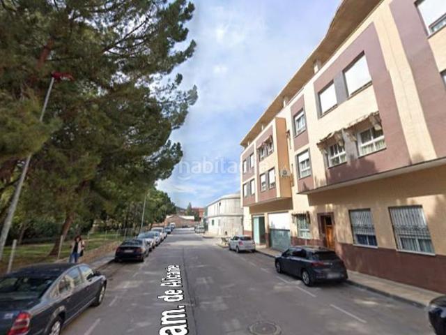 Piso en venta en Cieza. INMUEBLE SIN POSESION Y SIN ACCESO AL INTERIOR. Pisos.