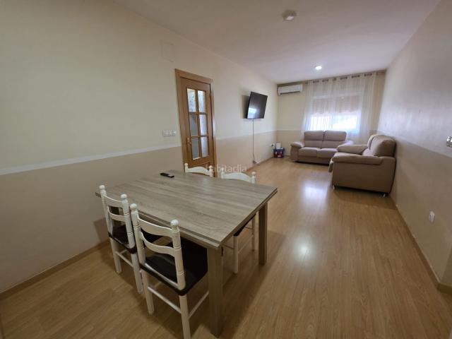 Piso en venta en Cijuela. ESTUPENDO PISO AMPLIO EN CIJUELA. Pisos.