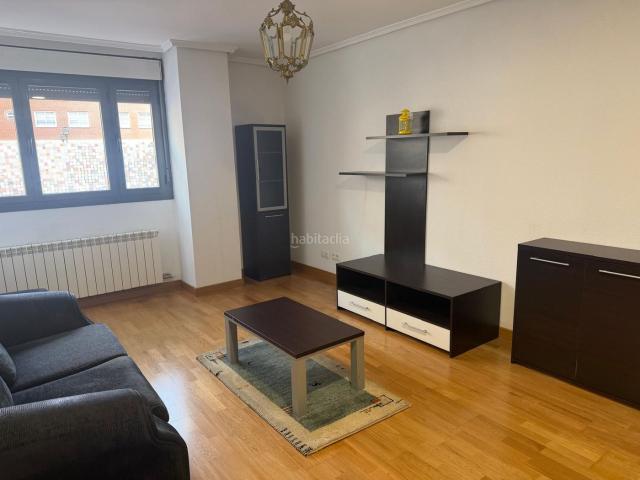 Piso en venta en Cistérniga. Oportunidad Vivienda Seminueva en La Cisterniga de un dormitorio. Pisos.