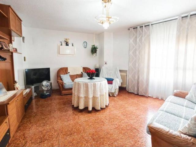 Piso en Venta en Ciudad Jardín Zoco