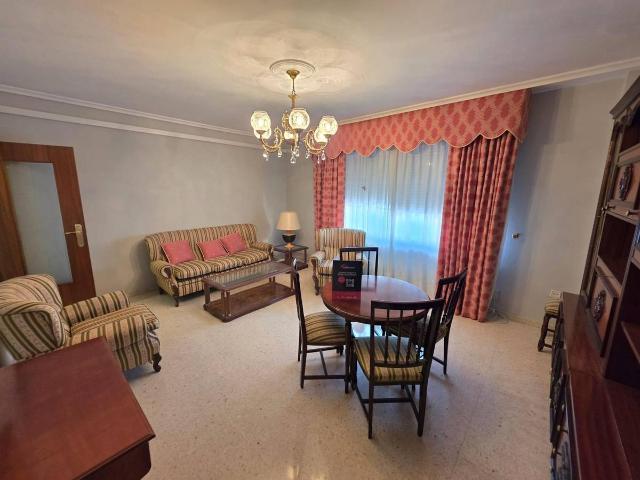 Piso en Venta en Ciudad Jardín Zoco