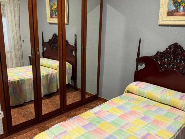 Piso en Venta en Ciudad Jardín Zoco