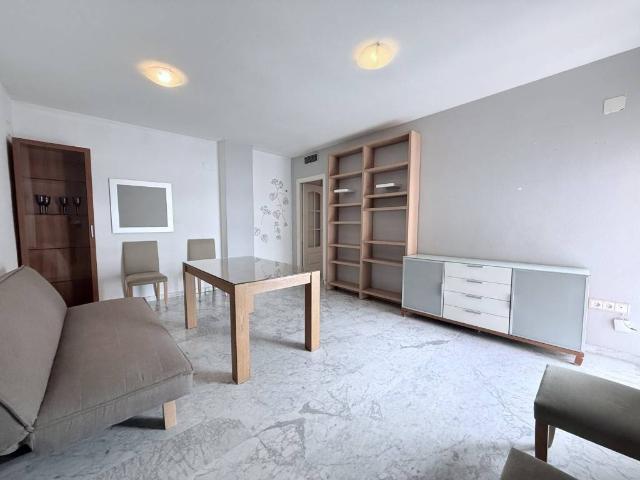 Piso en Venta en Ciudad Jardín Zoco