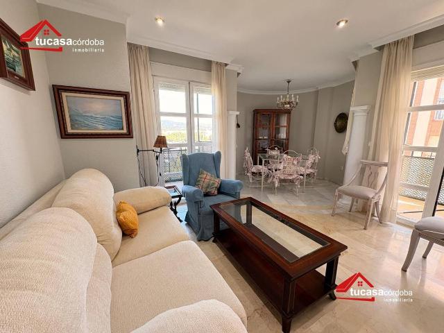 Piso en Venta en Ciudad Jardín Zoco