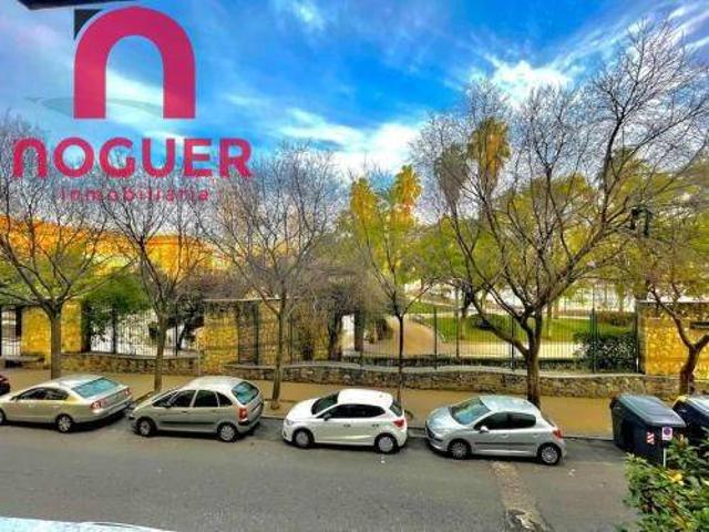 Piso en Venta en Ciudad Jardín Zoco
