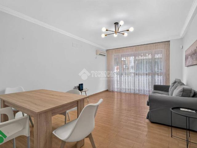 Piso en Venta en Ciudad Jardín Zoco