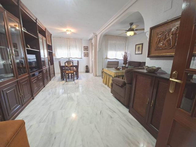 Piso en Venta en Ciudad Jardín Zoco