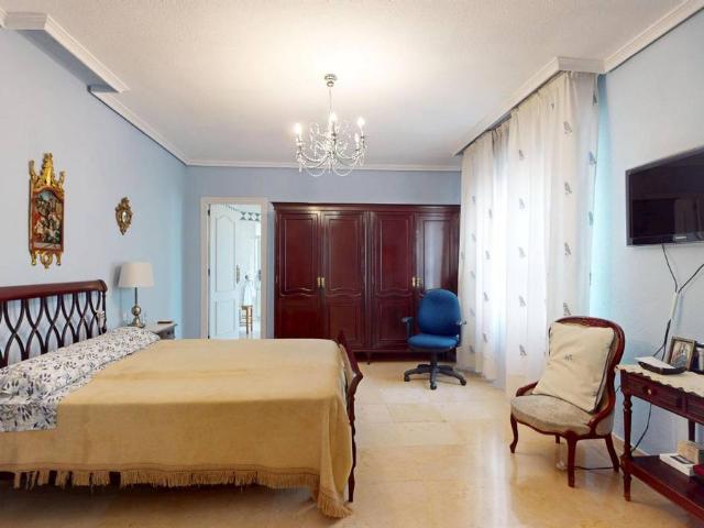 Piso en Venta en Ciudad Jardín Zoco