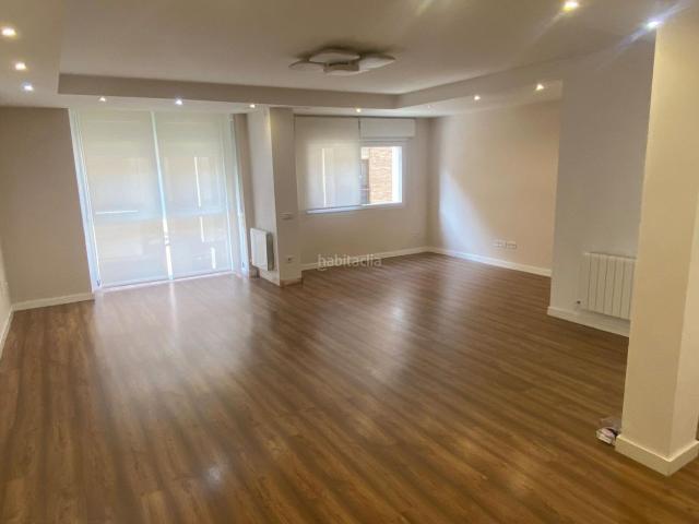 Piso en venta en Ciudad Real, Centro Plaza Mayor. MAGNIFICO PISO DE 4 DORMITORIOS REFORMADO EN EL CENTRO DE CIUDAD REAL. Pisos Ciudad.