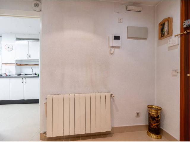 Piso en venta en CL CONCEJAL F J JIMENEZ MARTIN, Los Cármenes, Latina, Madrid
