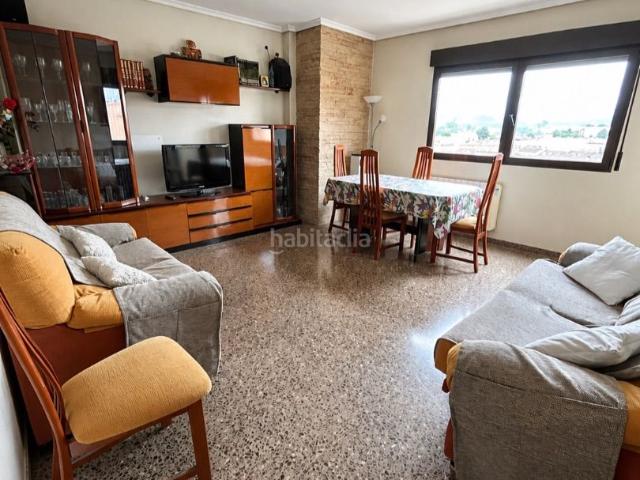 Piso en venta en Cocentaina. Piso soleado de 90 m² en zona céntrica con ascensor. Pisos.