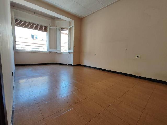 Piso en Venta en Col.legis Nous