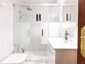 Piso en venta en Collado Villalba, Los Negrales. OPORTUNIDAD UNICA Bajo céntrico listo para entrar a vivir. Pisos Collado.