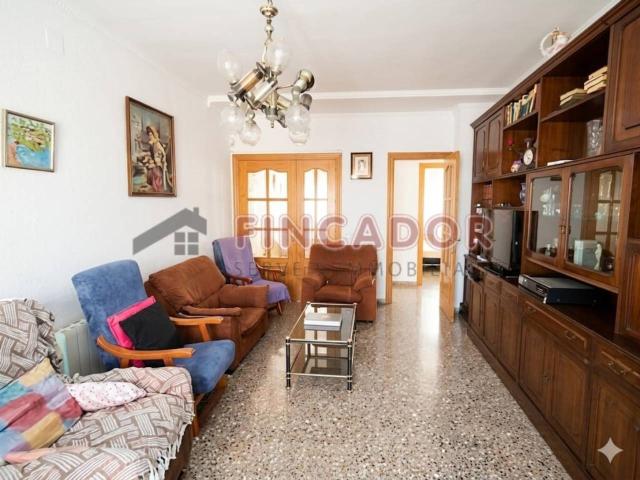 Piso en venta en Collblanc 08903