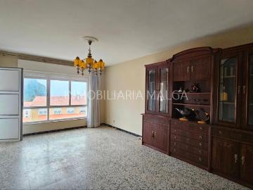 Piso en venta en Colunga. SE VENDE PISO DE UNOS 85m², SITUADO EN EL PUEBLO MARINERO DE LASTRES. Pisos.