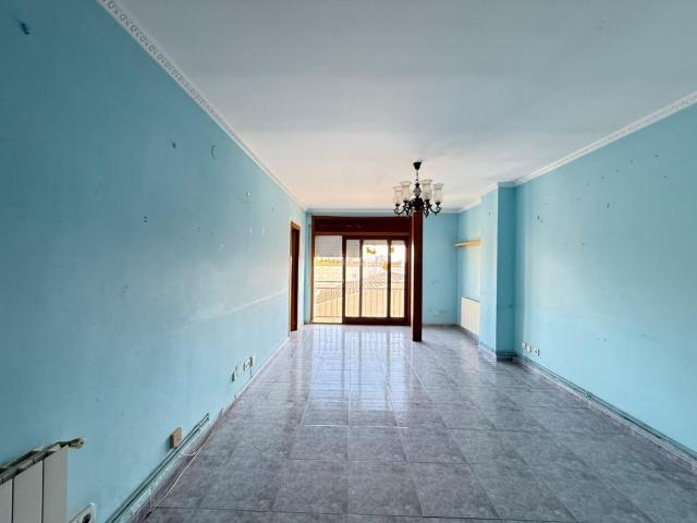 Piso en venta en Coma ruga, Coma ruga Platja Costa Dorada. Piso de 3 habitaciones en tercera planta con 76 m2 El Vendrell Comarruga. Pisos.