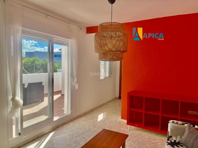 Piso en venta en Conil de la Frontera, Conil. PISO CON TERRAZA PRIVADA DE 81 m, GARAJE Y TRASTERO EN CONIL!. Pisos Conil de la.