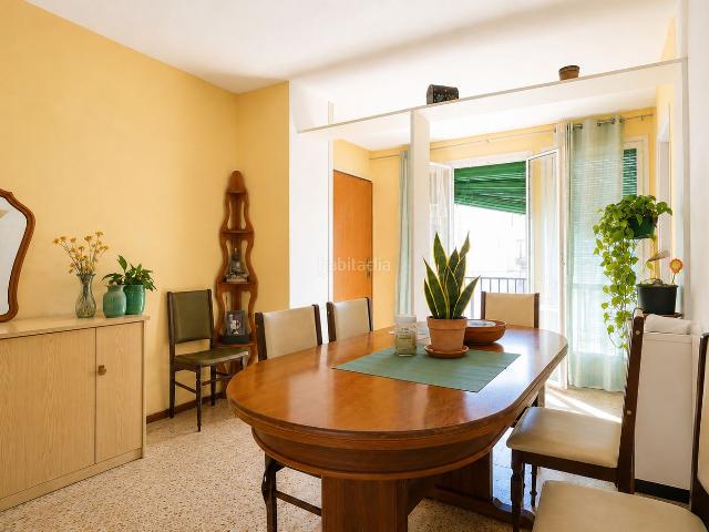Piso en venta en Constantí. piso con 3 habitaciones en Constantí. Pisos.