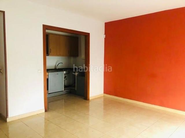 Piso en venta en Constantí. PISO CON PARKING Y DOS TRASTEROS. Pisos.