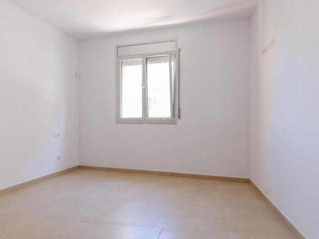 Piso en venta en Constantí. Piso en venta en Constantí 1 habitación MUY amplio con gran salón y cocina abierta. Pisos.