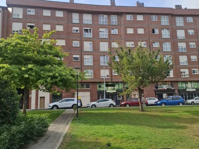 Piso en Venta en Contrueces