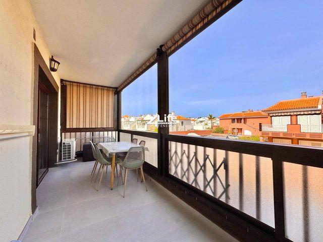 Piso en venta en Costa del Silencio, Tenerife