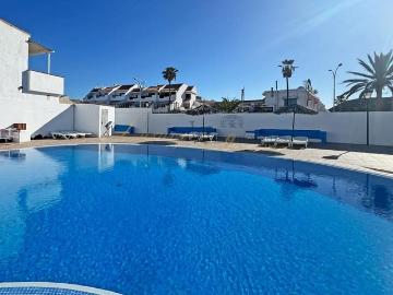 Piso en venta en Costa del Silencio, Tenerife