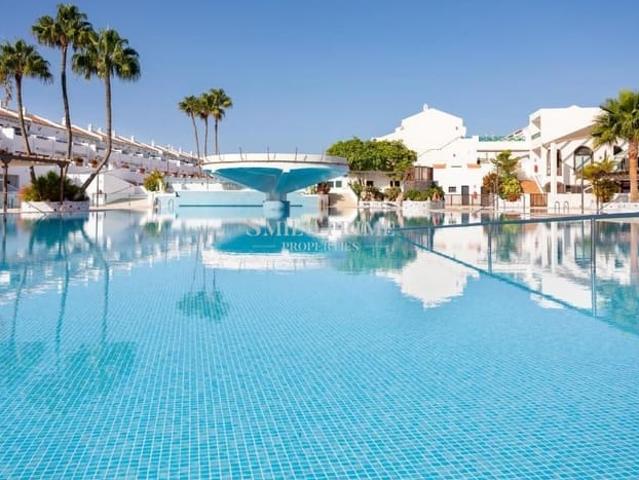 Piso en venta en Costa del Silencio, Tenerife